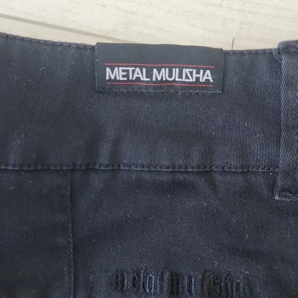 Metal Mulisha shorts size 36 - Picture 2 of 8